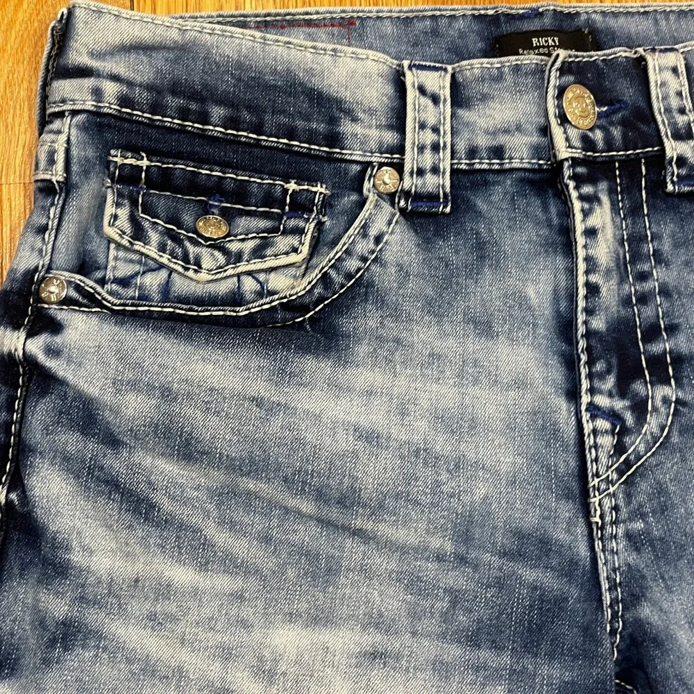 True Religion Ricky Relaxed Straight Acid Wash Denim Shorts 32 Raw Hem Grunge